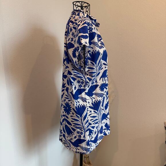 Boutique Blue Floral Short Sleeve Front Button Up Mock Neck Ruffle Blouse Medium - Picture 4 of 6